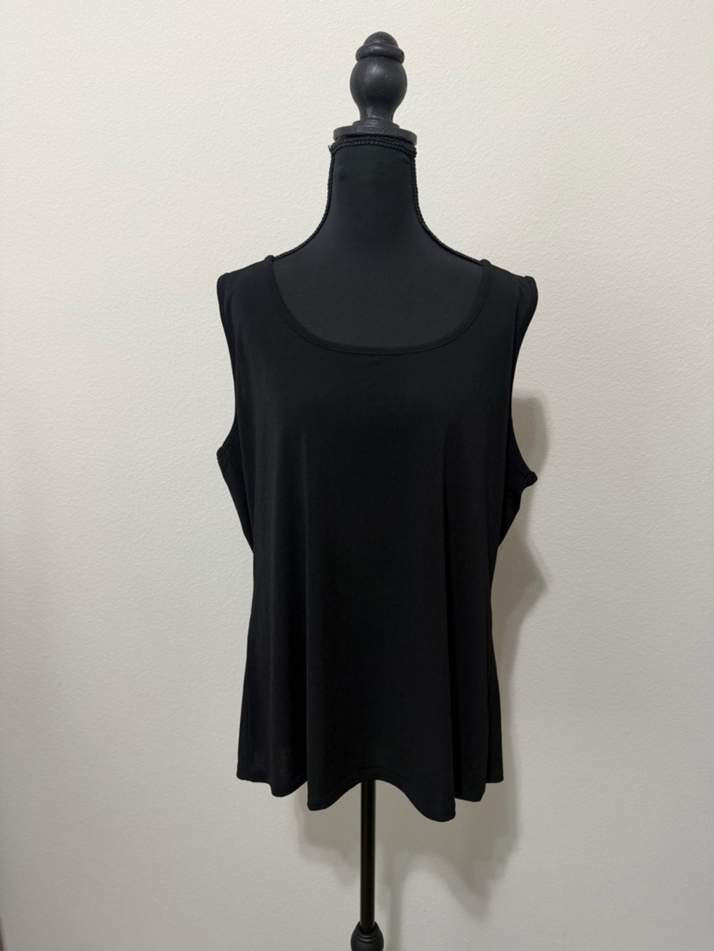Laura Scott Black Scoop Neck Tank Top
